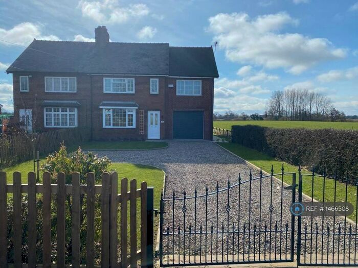 4 Bedroom Semi-Detached House To Rent In New Houses, Faddiley, Nantwich, CW5