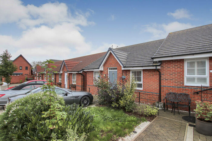 2 Bedroom Bungalow To Rent In Nethermere Lane, Bilborough, Nottingham, NG8