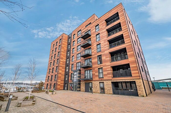 1 Bedroom Flat For Sale In Thomas Blake Avenue, Southampton, Hampshire, SO14