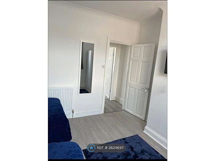 4 Bedroom Detached House To Rent In Gillingham, Gillingham, ME7