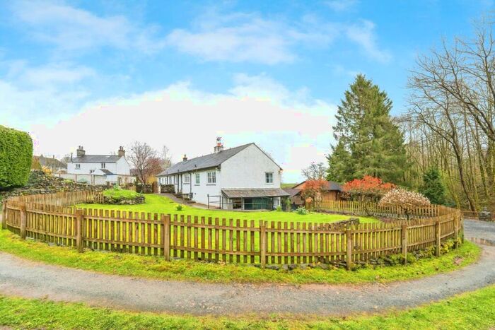 6 Bedroom Semi-Detached House For Sale In Danes Road, Staveley, Kendal, LA8