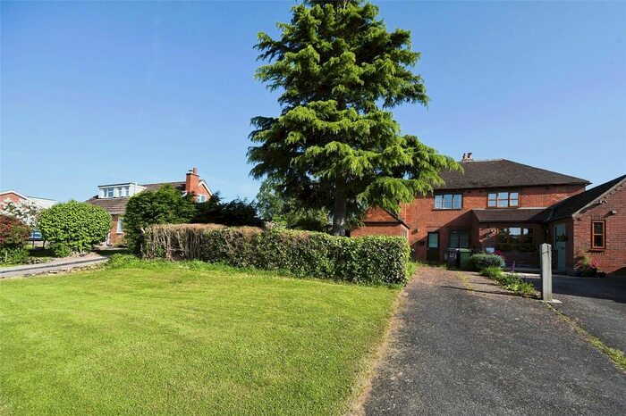 3 Bedroom Semi-Detached House For Sale In Church Lane, Aisthorpe, Lincoln, LN1