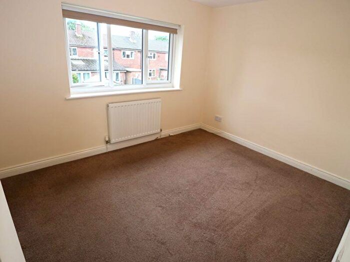 3 Bedroom Terraced House For Sale In Somerton Road, Macclesfield, SK11