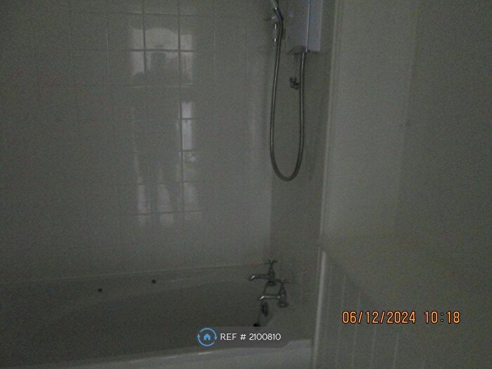 Studio To Rent In Christopher Drive, Chippenham, SN15