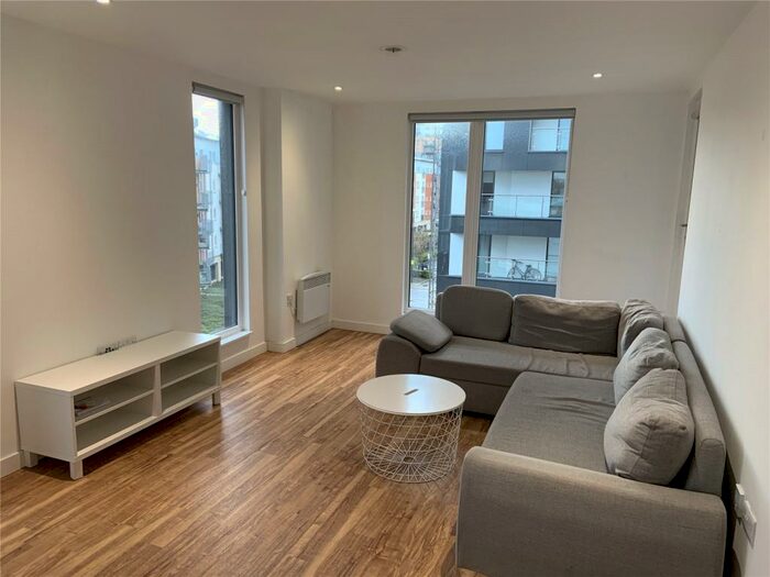 2 Bedroom Flat To Rent In The Exchange, Elmira Way, Salford, Manchester, M5