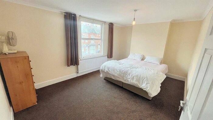 3 Bedroom Terraced House For Sale In Eastwood Road, Balsall Heath, B12