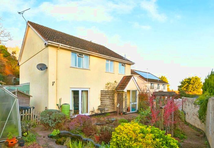 3 Bedroom Detached House To Rent In Manor Road, Minehead, TA24