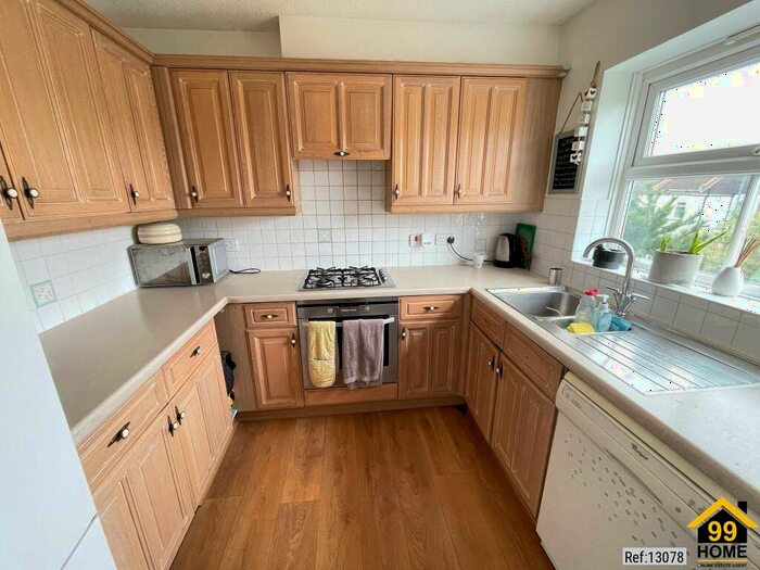 3 Bedroom Town House To Rent In Munslow Gardens, Sutton, Surrey, SM1