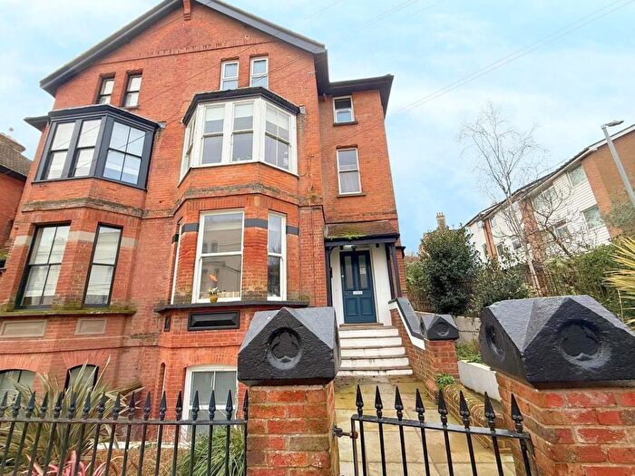 2 Bedroom Flat To Rent In Kenilworth Road, St. Leonards, TN38