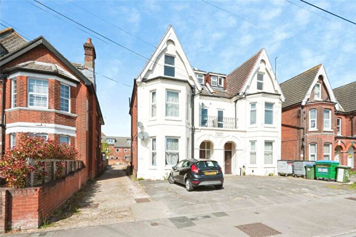 1 Bedroom Flat For Sale In Howard Road, Southampton, Hampshire, SO15