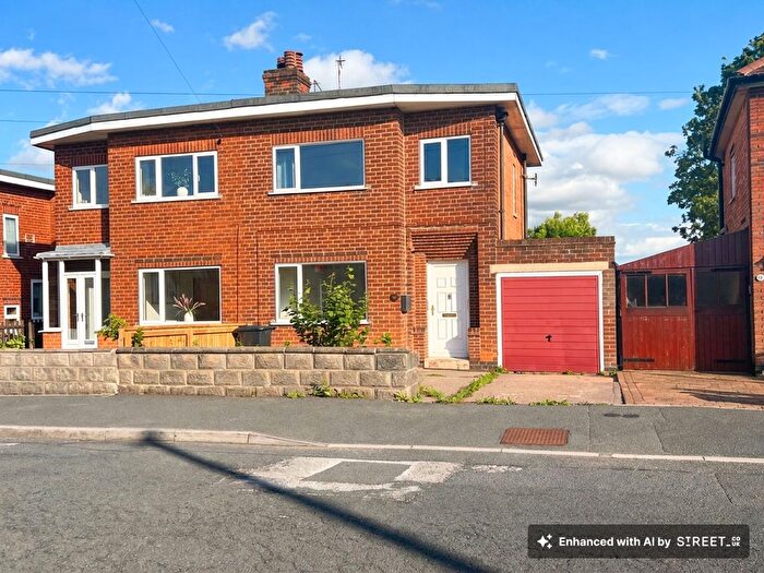 3 Bedroom Semi-Detached House For Sale In Greenland Avenue, Derby, DE22