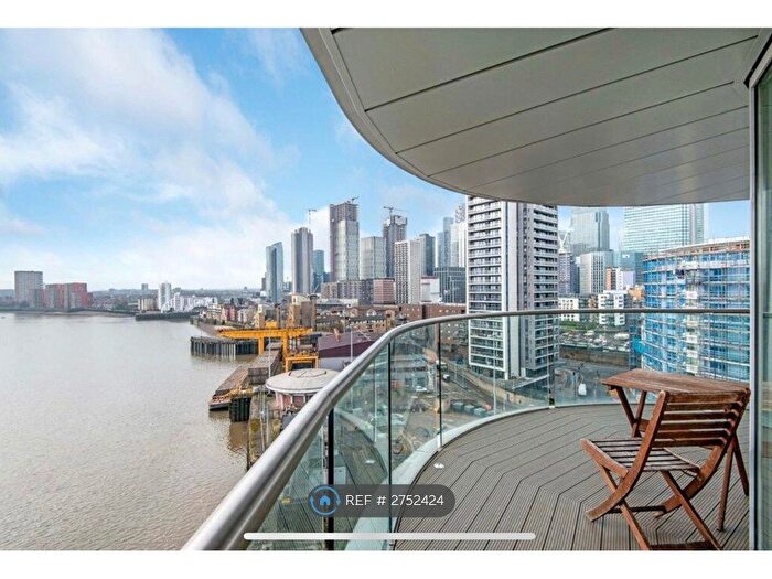 2 Bedroom Flat To Rent In New Providence Wharf, London, E14