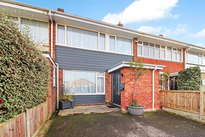 3 Bedroom Terraced House To Rent In Highgate Road, Whitstable, CT5