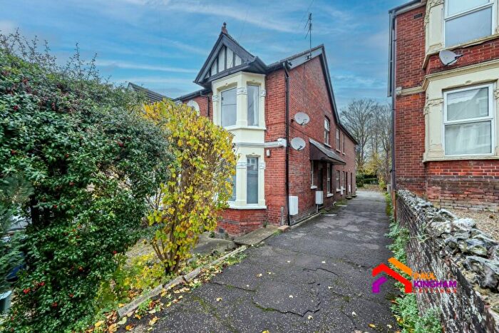 1 Bedroom Flat To Rent In Priory Road, High Wycombe, HP13