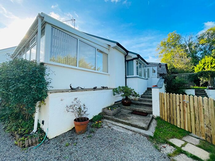 2 Bedroom Property To Rent In Cardigan, SA43