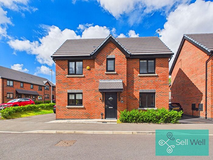 3 Bedroom Detached House For Sale In Ironstone Way, Worsley, Manchester, M28