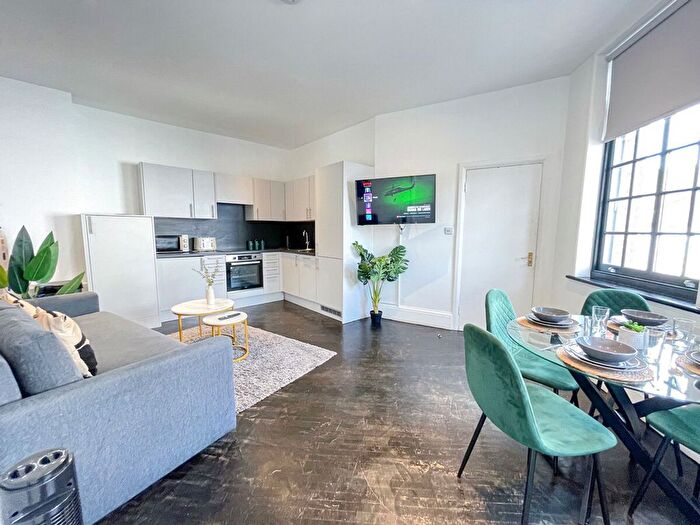 1 Bedroom Flat To Rent In London Borough Of Hackney, EC2A
