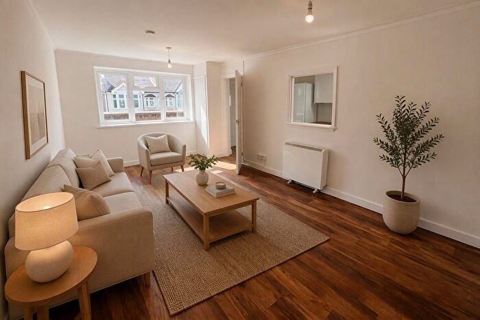2 Bedroom Flat To Rent In Moyser Road, Streatham, London, SW16