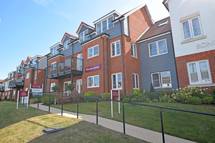 1 Bedroom Apartment For Sale In High Street, Rainham, Gillingham, ME8