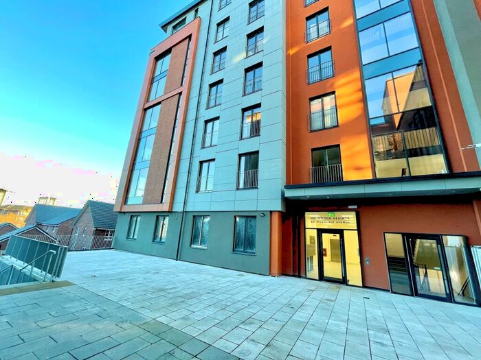 2 Bedroom Apartment To Rent In Inverlair Avenue, Newlands, G43