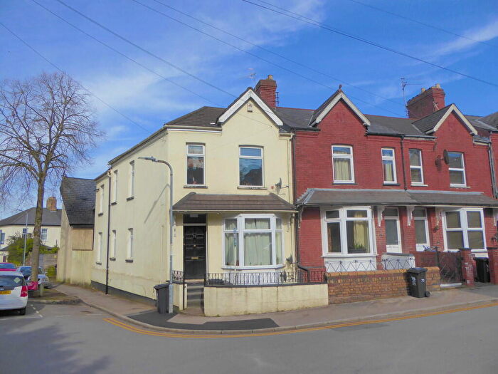 1 Bedroom Flat To Rent In York Place, Newport, NP20