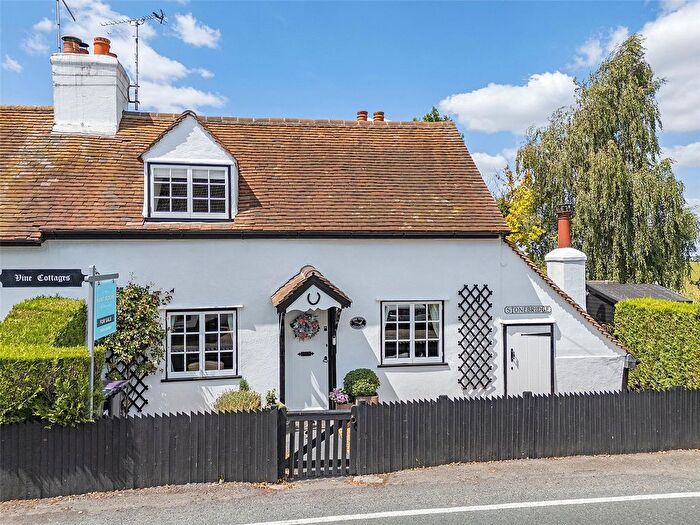 3 Bedroom Semi-Detached House For Sale In Barling Road, Stonebridge, Barling Magna, Essex, SS3