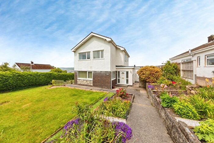 4 Bedroom Detached House For Sale In Heol Blaengwastod, Carmarthen, Carmarthenshire, SA31