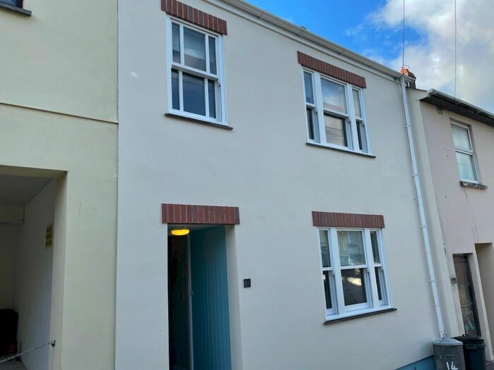 2 Bedroom Terraced House To Rent In New Windsor Terrace, Falmouth TR11