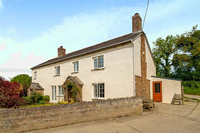 5 Bedroom Detached House For Sale In . Acres - Thorndon Cross, Okehampton, Devon, EX20