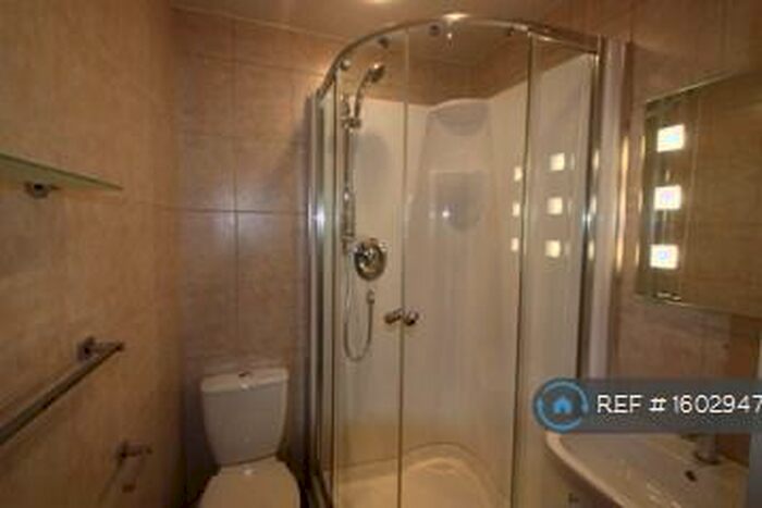1 Bedroom Flat To Rent In Kelvin Drive, Glasgow, G20