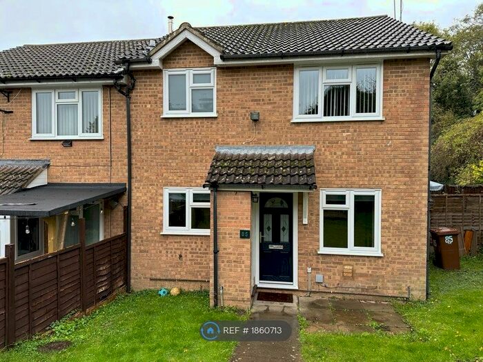 1 Bedroom End Of Terrace House To Rent In Rowan Lea, Chatham, ME5
