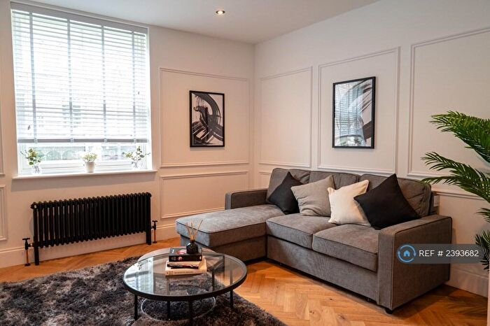 2 Bedroom Flat To Rent In Vicar Lane, Leeds, LS1