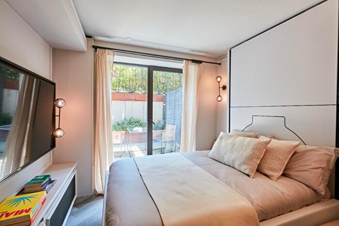 Studio To Rent In Willesden Lane, London, NW2