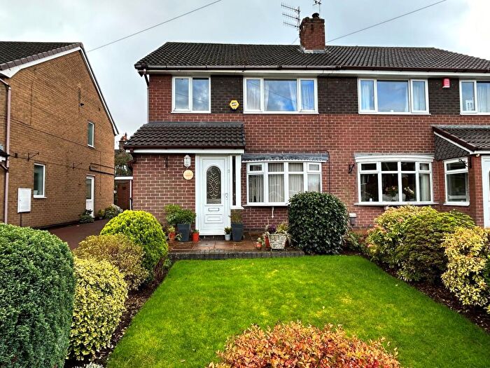 3 Bedroom Semi Detached House To Rent In Meliden Way, Stoke-On-Trent, ST4