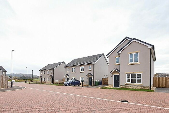 3 Bedroom Detached House For Sale In Kendal Road, Hellifield, Skipton, BD23