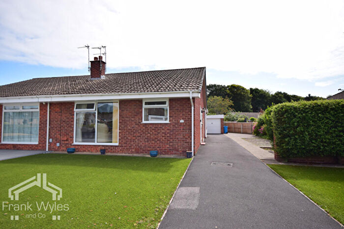 2 Bedroom Bungalow For Sale In Broadwood Way, Lytham, FY8