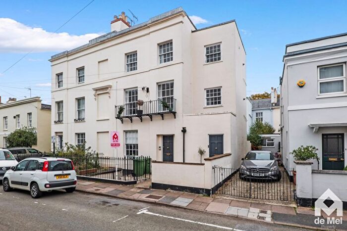 1 Bedroom Flat For Sale In Montpellier Villas, Cheltenham, GL50