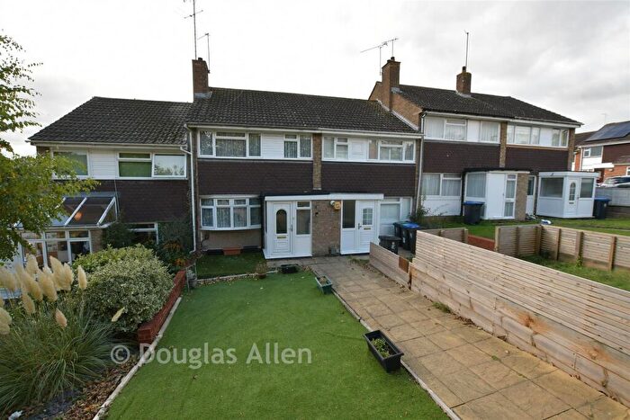 3 Bedroom Terraced House For Sale In Chequers Walk, Waltham Abbey, Essex, EN9