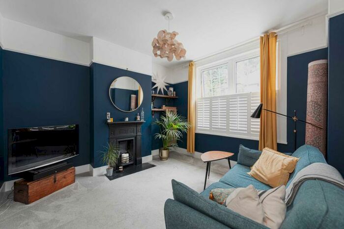 2 Bedroom Terraced House To Rent In Station Approach, Coulsdon, CR5