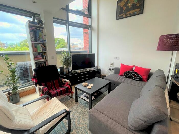 2 Bedroom Flat To Rent In Arlington Road, Camden, NW1