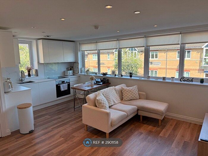 1 Bedroom Flat To Rent In Golden House, Guildford, GU1