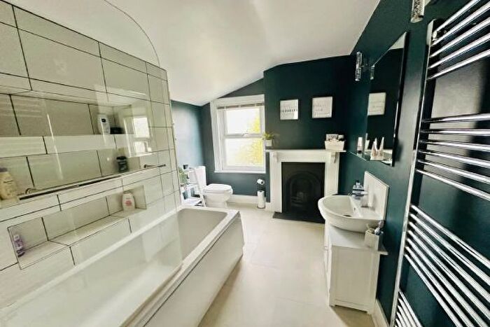 2 Bedroom Terraced House To Rent In Jeyes Road, Gillingham, ME7