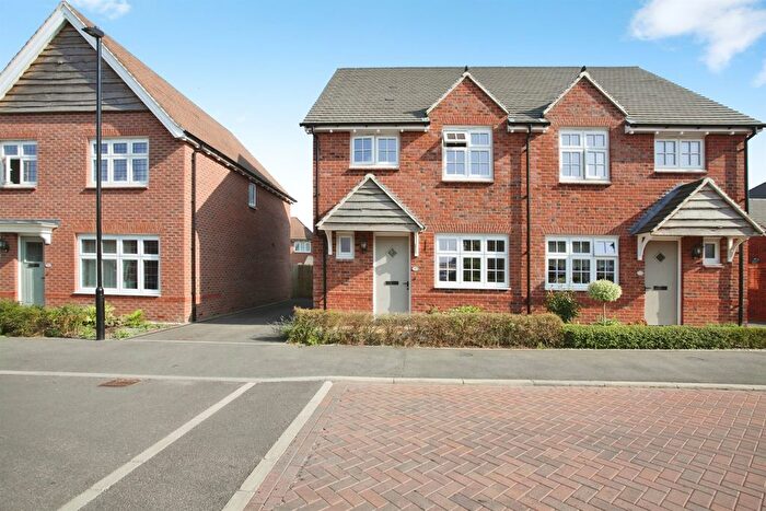 3 Bedroom Semi-detached House For Sale In Great Brook Ground, Houlton, Rugby, CV23