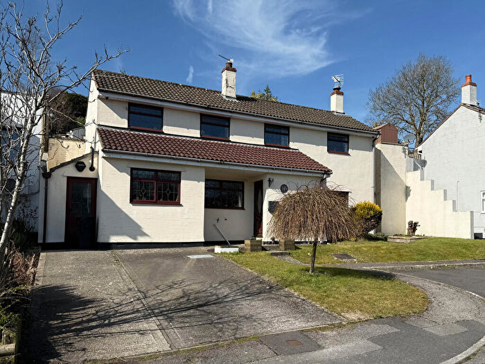 4 Bedroom Detached House For Sale In Market Place, Winford, BS40