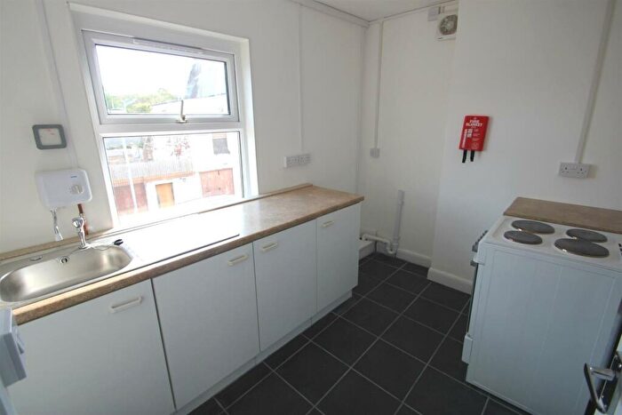 3 Bedroom Maisonette To Rent In Vere Street, Barry, CF63