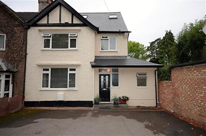 5 Bedroom Semi-Detached House To Rent In Brook Avenue, Wembley, HA9