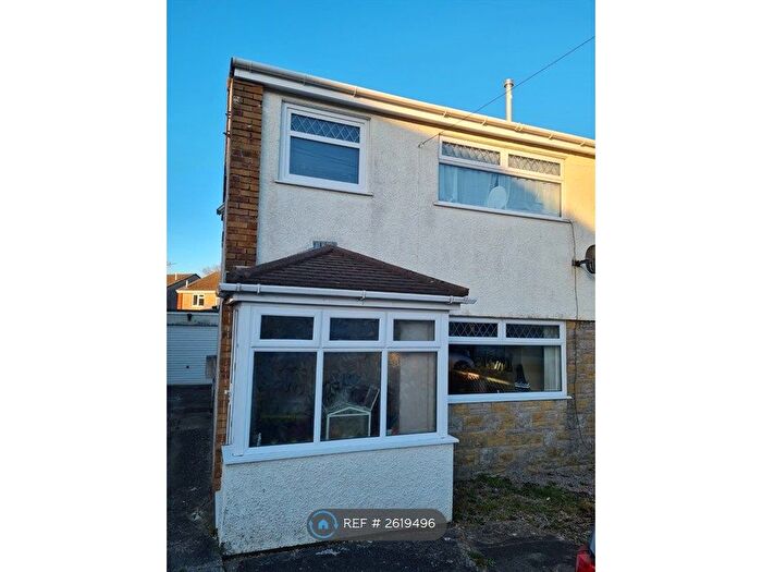 3 Bedroom Semi-Detached House To Rent In St Anne's Drive, Pontypridd, CF38