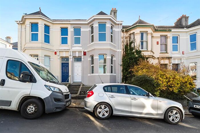 4 Bedroom Terraced House To Rent In Rosslyn Park Road, Plymouth, PL3