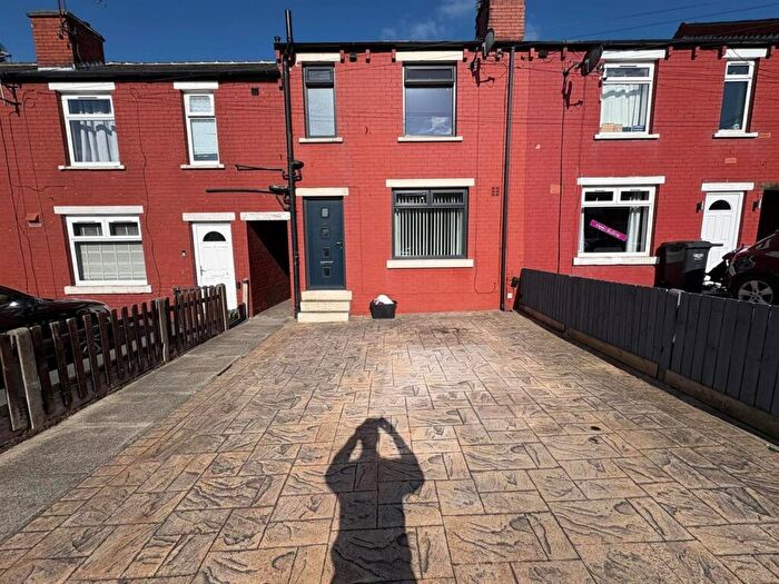 2 Bedroom Terraced House For Sale In Springfield Road, Elland, HX5