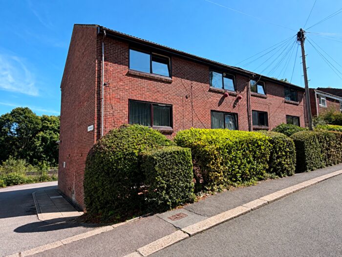 1 Bedroom Flat For Sale In St Georges Court, Hillside Road, Dover, CT17